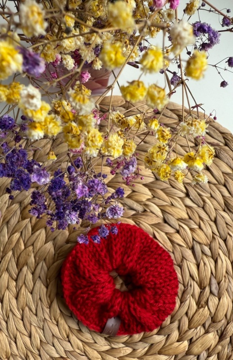 Scrunchie gumka do włosów kolor: czerwony